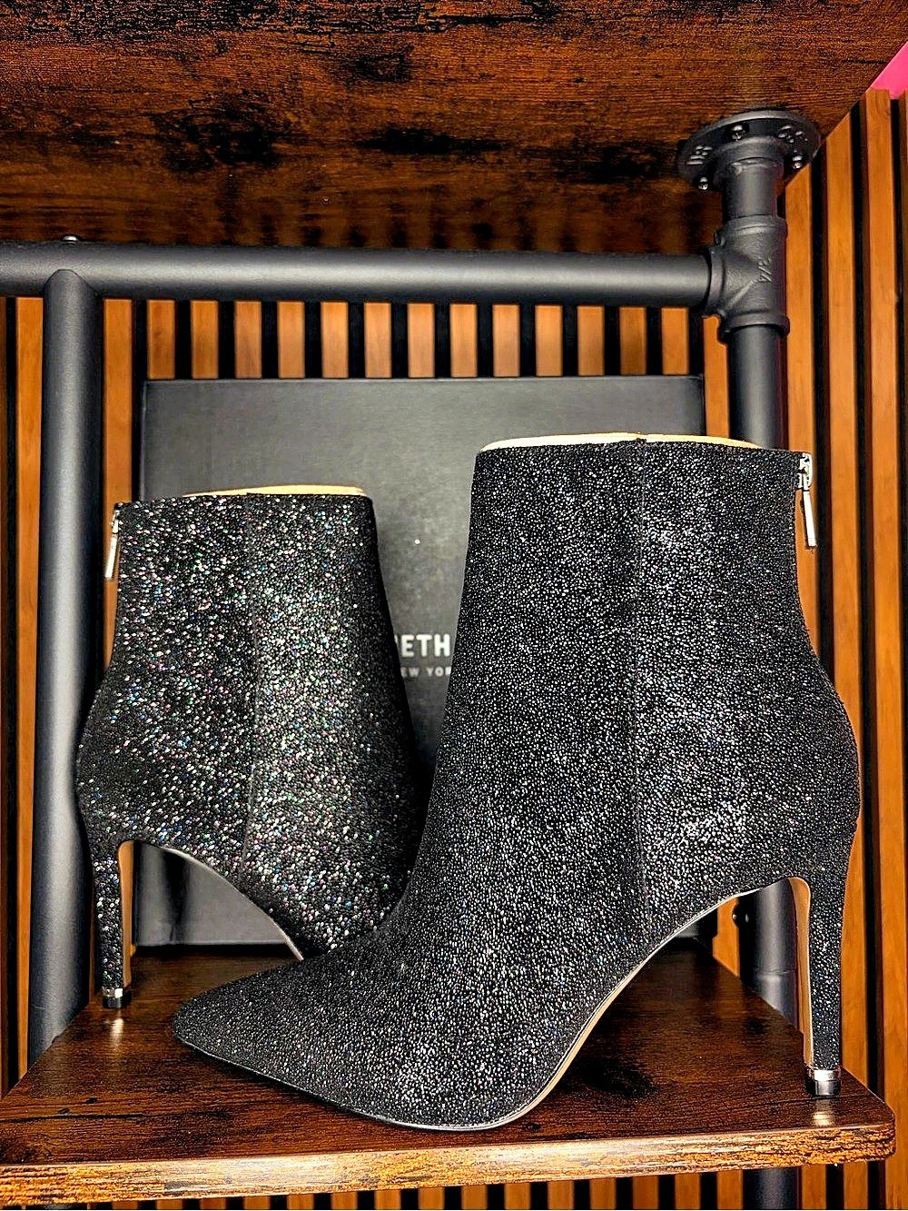 Kenneth Cole Quincy Bootie Glitter Ankle Boots Black